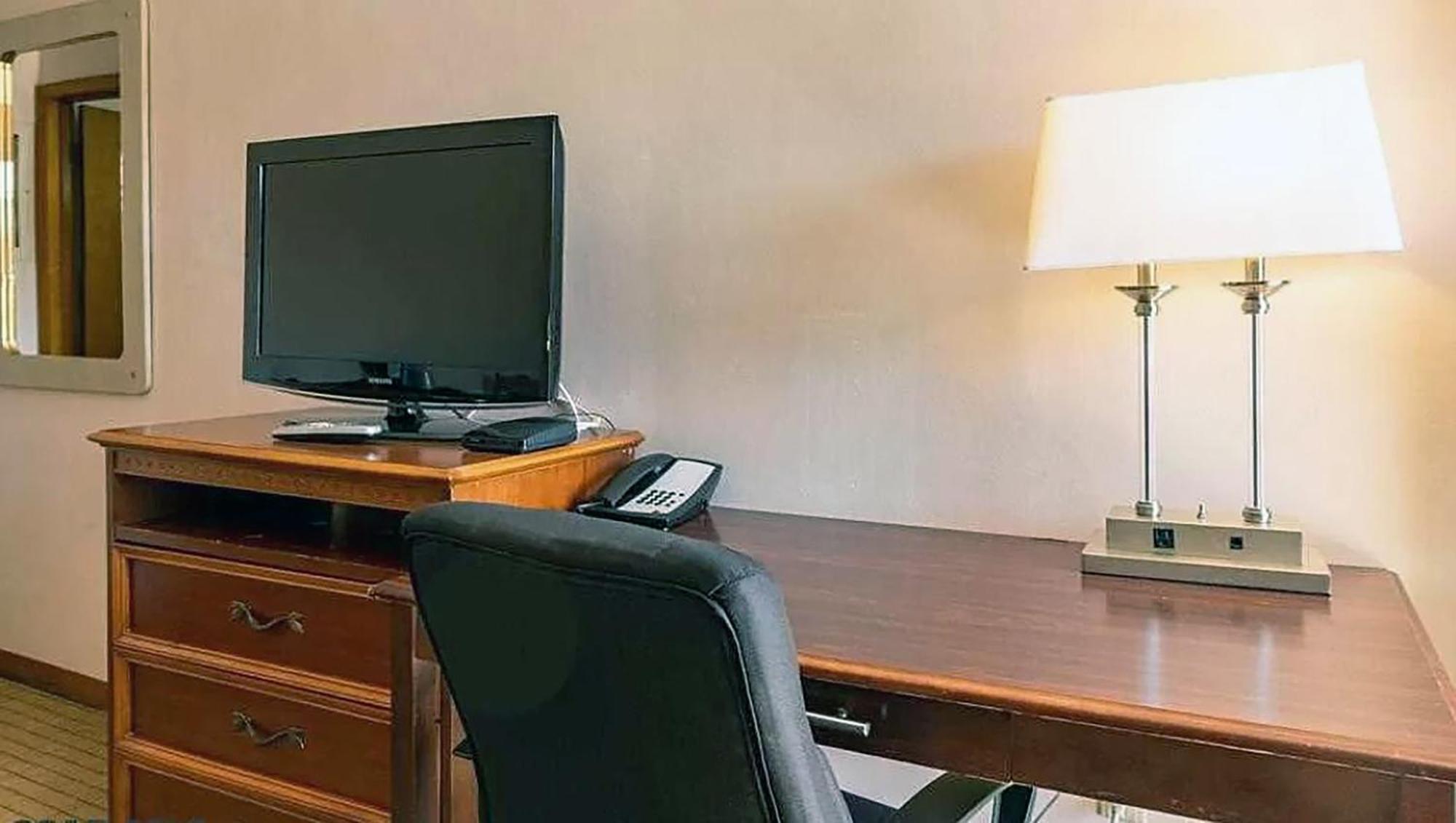 Best Travel Inn Philipsburg Philipsburg  Экстерьер фото